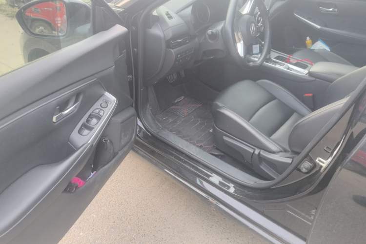 Used Nissan Sylphy 2022 1.6L XL CVT Enjoyment Edition Driver Seat