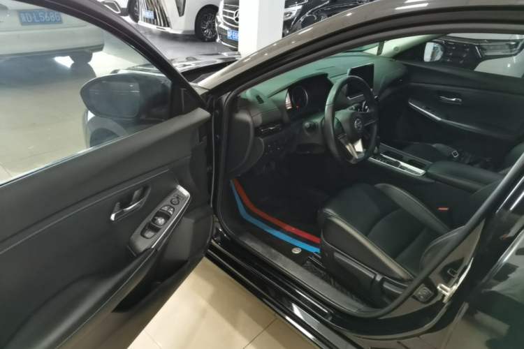 Used Nissan Sylphy 2022 1.6L XL CVT Enjoyment Edition Driver Seat