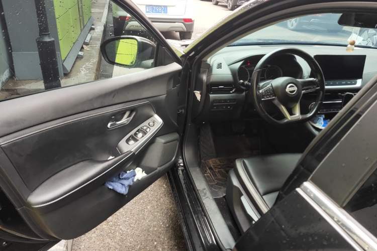 Used Nissan Sylphy 2022 All-Electric e-POWER Version with Large Display Driver Seat