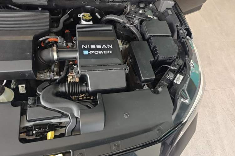 Used Nissan Sylphy 2022 e-POWER MAX with Advanced Electric Drive Autopilot Engine Bay Left