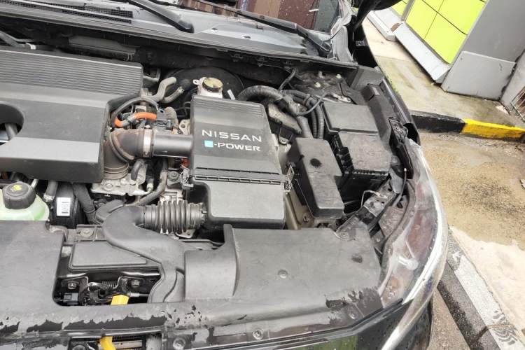 Used Nissan Sylphy 2022 All-Electric e-POWER Version with Large Display Engine Bay Left