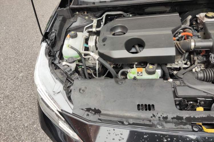 Used Nissan Sylphy 2022 All-Electric e-POWER Version with Large Display Engine Bay Right
