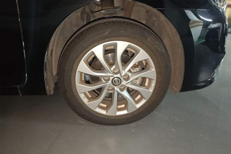Used Nissan Sylphy 2022 Classic 1.6XL CVT Luxury Edition Exterior 1