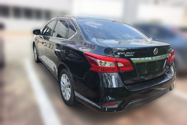 Used Nissan Sylphy 2022 Classic 1.6XL CVT Luxury Edition Exterior 2