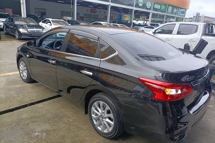 Used Nissan Sylphy 2022 Classic 1.6XL CVT Luxury Edition Exterior 2