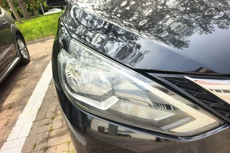Used Nissan Sylphy 2022 Classic 1.6XL CVT Luxury Edition Exterior 3