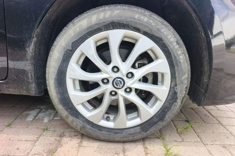 Used Nissan Sylphy 2022 Classic 1.6XL CVT Luxury Edition Exterior 4