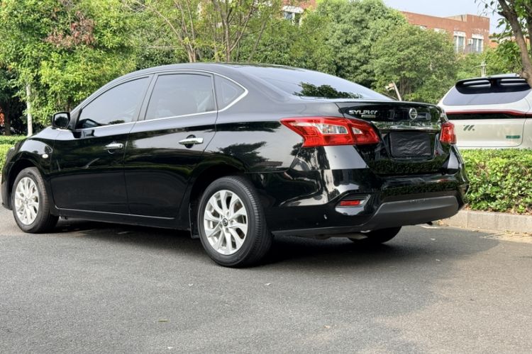 Used Nissan Sylphy 2022 Classic 1.6XL CVT Luxury Edition Exterior 4