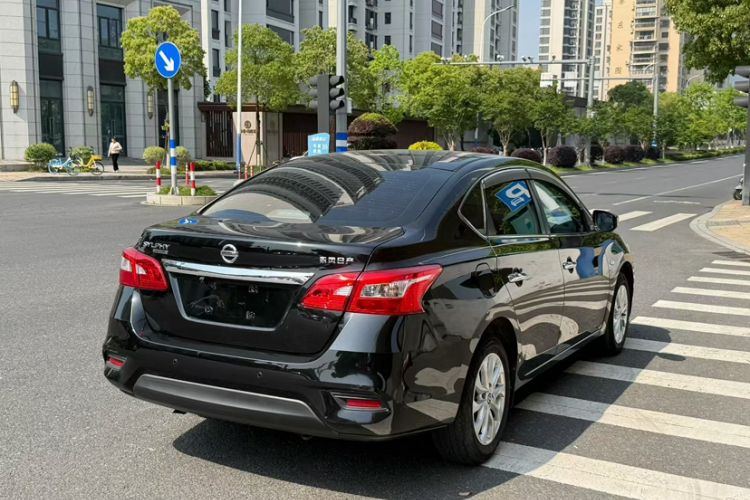 Used Nissan Sylphy 2022 Classic 1.6XE CVT Comfort Edition Exterior 5