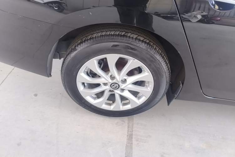 Used Nissan Sylphy 2022 Classic 1.6XL CVT Luxury Edition Exterior 5