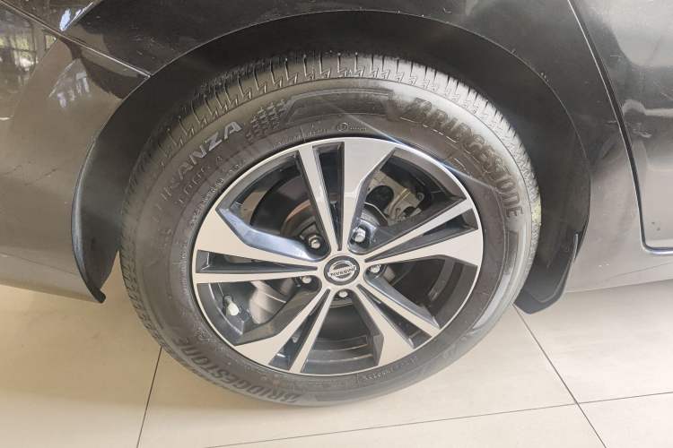Used Nissan Sylphy 2022 1.6L XL CVT Enjoyment Edition Exterior 5