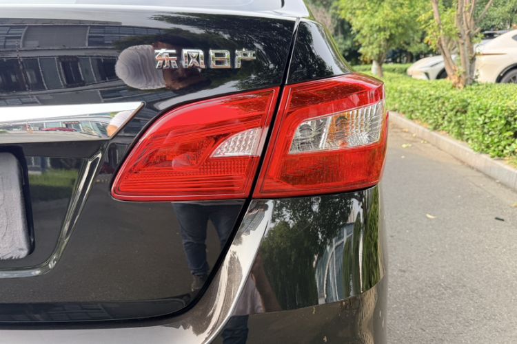 Used Nissan Sylphy 2022 Classic 1.6XL CVT Luxury Edition Exterior 7