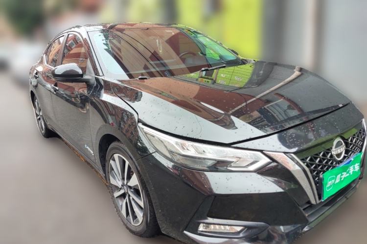 Used Nissan Sylphy 2022 All-Electric e-POWER Version with Large Display Front Right 45 Deg