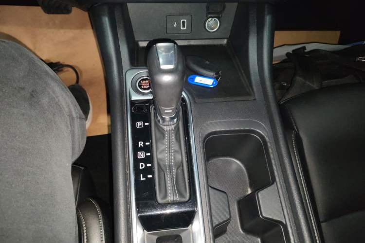 Used Nissan Sylphy 2022 1.6L XL CVT Enjoyment Edition Gear Lever