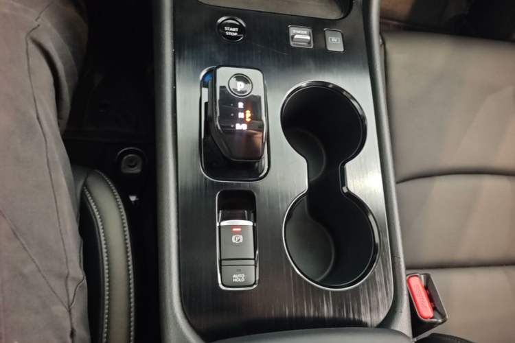 Used Nissan Sylphy 2022 e-POWER MAX with Advanced Electric Drive Autopilot Gear Lever