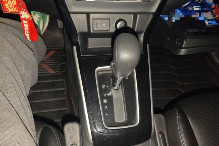 Used Nissan Sylphy 2022 Classic 1.6XL CVT Luxury Edition Gear Lever