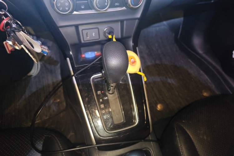 Used Nissan Sylphy 2022 Classic 1.6XL CVT Luxury Edition Gear Lever