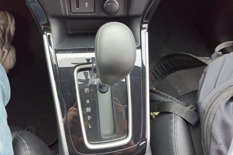 Used Nissan Sylphy 2022 Classic 1.6XL CVT Luxury Edition Gear Lever