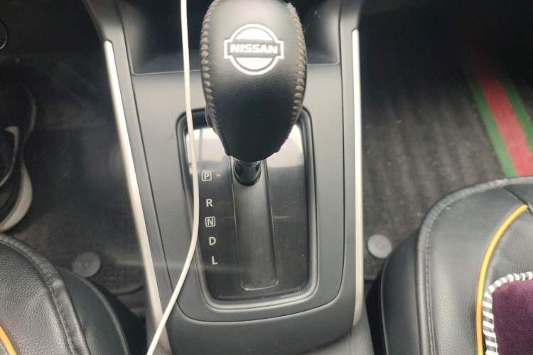 Used Nissan Sylphy 2022 Classic 1.6XE CVT Comfort Edition Gear Lever
