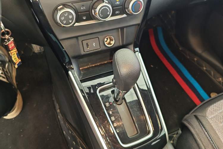 Used Nissan Sylphy 2022 Classic 1.6XL CVT Luxury Edition Gear Lever