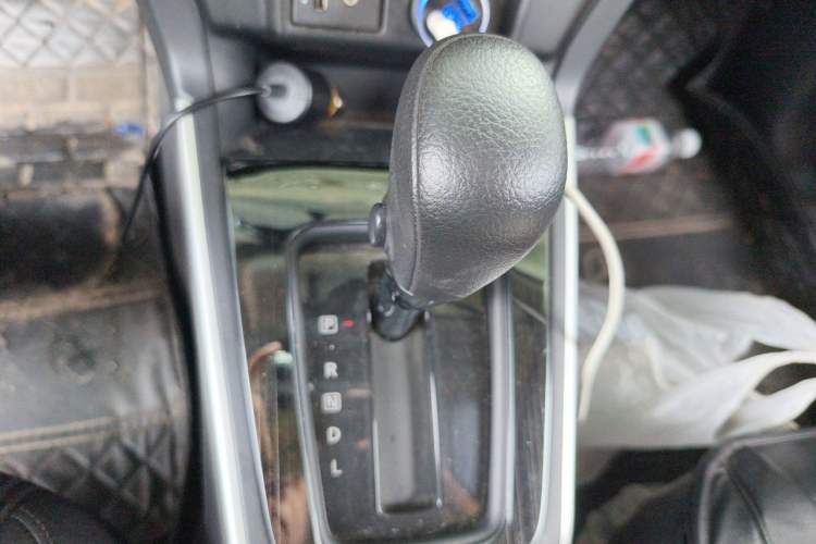 Used Nissan Sylphy 2022 Classic 1.6XE CVT Comfort Edition Gear Lever