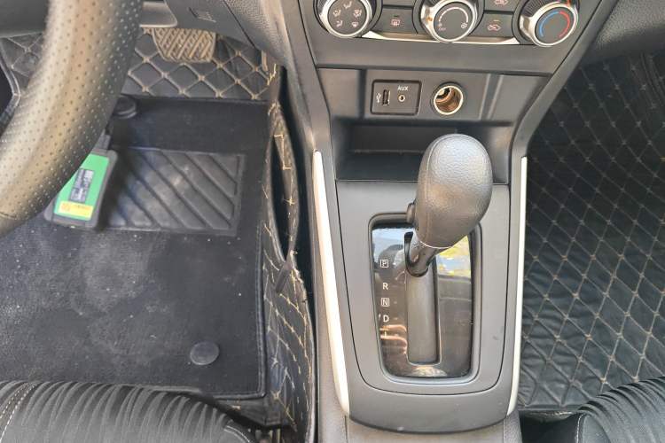 Used Nissan Sylphy 2022 Classic 1.6XE CVT Comfort Edition Gear Lever