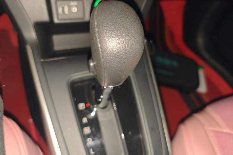 Used Nissan Sylphy 2022 Classic 1.6XE CVT Comfort Edition Gear Lever