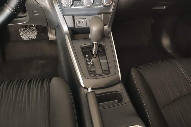 Used Nissan Sylphy 2022 Classic 1.6XE CVT Comfort Edition Gear Lever