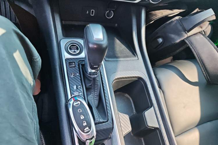 Used Nissan Sylphy 2022 1.6L XL CVT Enjoyment Edition Gear Lever