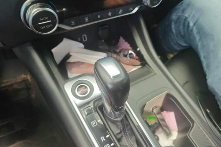Used Nissan Sylphy 2022 1.6L XL CVT Smart Enjoyment Version Gear Lever