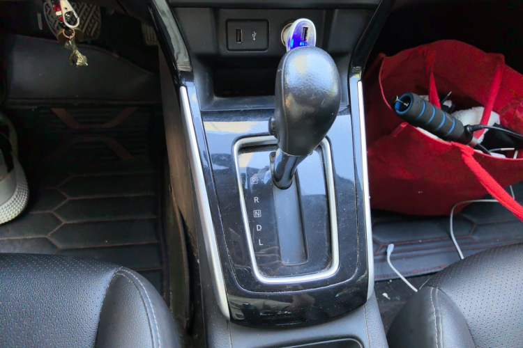 Used Nissan Sylphy 2022 Classic 1.6XL CVT Luxury Edition Gear Lever