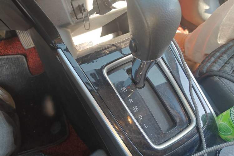 Used Nissan Sylphy 2022 Classic 1.6XE CVT Comfort Edition Gear Lever
