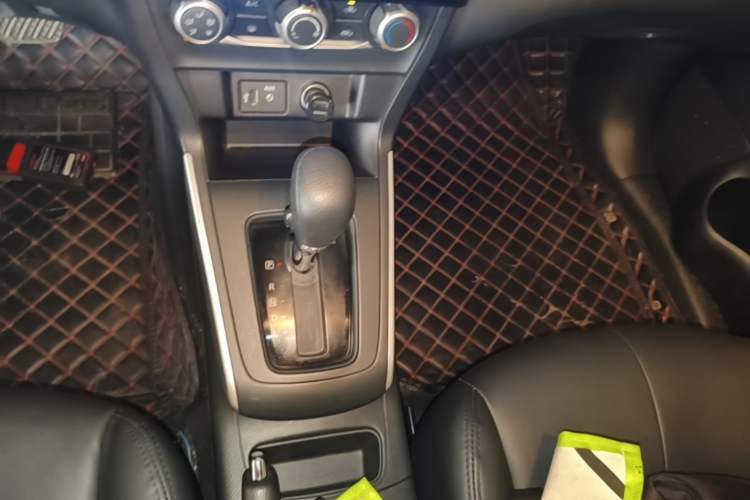 Used Nissan Sylphy 2022 Classic 1.6XE CVT Comfort Edition Gear Lever