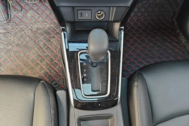 Used Nissan Sylphy 2022 Classic 1.6XL CVT Luxury Edition Gear Lever