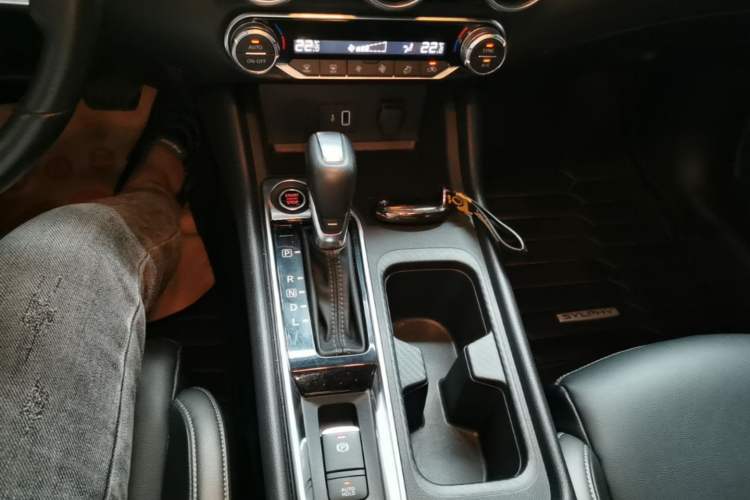 Used Nissan Sylphy 2022 1.6L XL CVT Enjoyment Edition Gear Lever