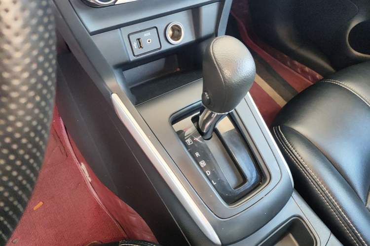 Used Nissan Sylphy 2022 Classic 1.6XE CVT Comfort Edition Gear Lever