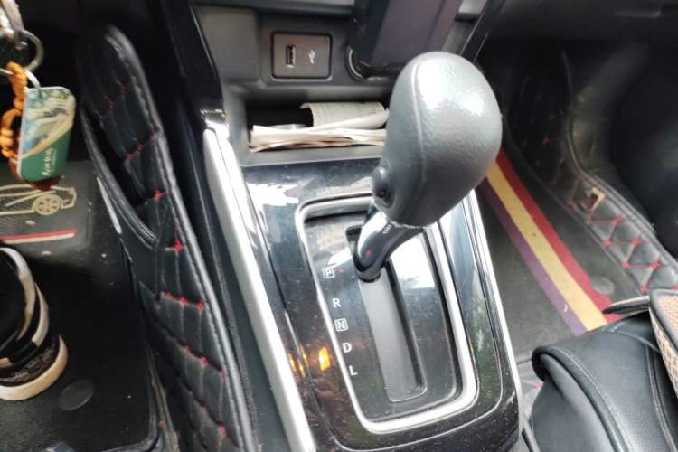 Used Nissan Sylphy 2022 Classic 1.6XL CVT Luxury Edition Gear Lever