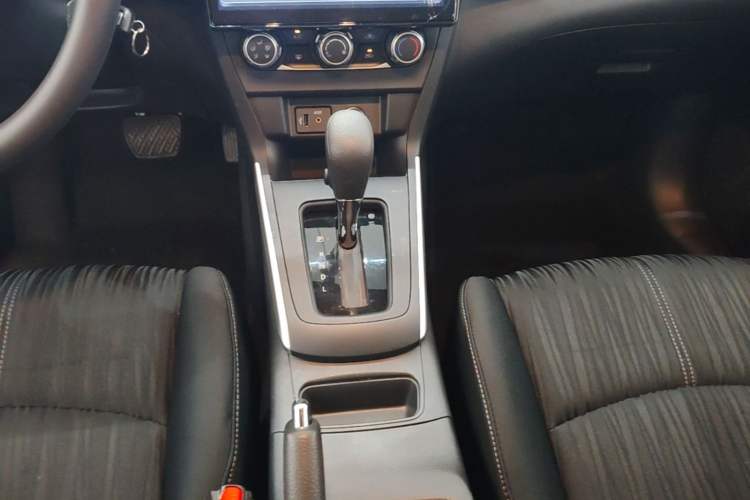 Used Nissan Sylphy 2022 Classic 1.6XE CVT Comfort Edition Gear Lever