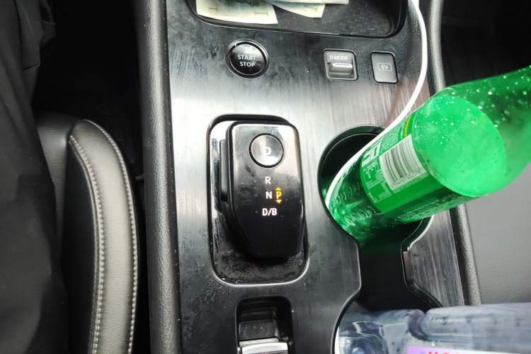 Used Nissan Sylphy 2022 All-Electric e-POWER Version with Large Display Gear Lever