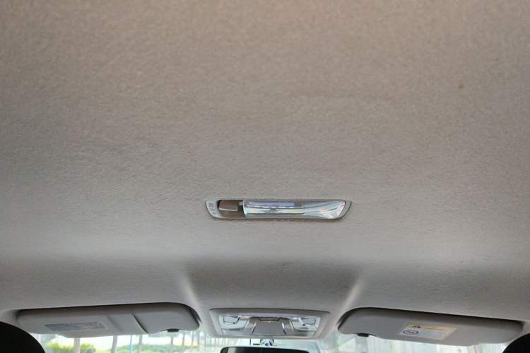 Used Nissan Sylphy 2022 Revised Version Classic 1.6XL CVT Luxury Edition Headliner