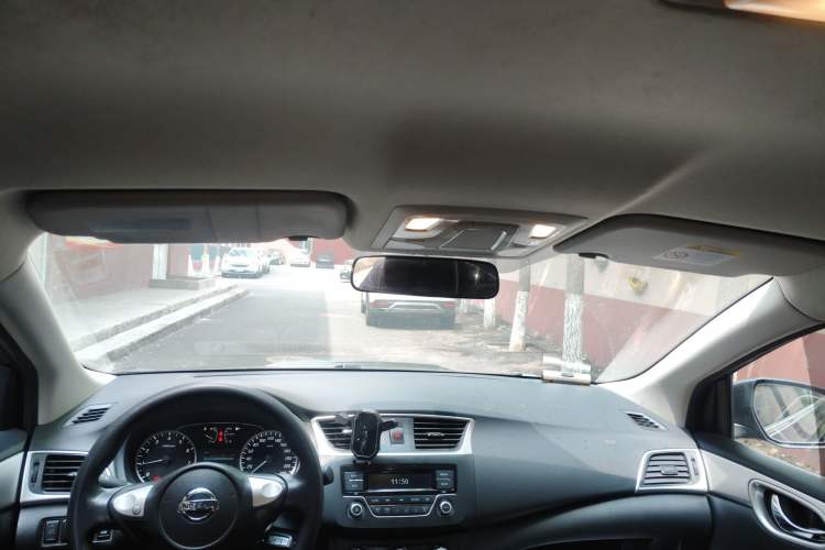 Used Nissan Sylphy 2022 Classic 1.6XE CVT Comfort Edition Headliner
