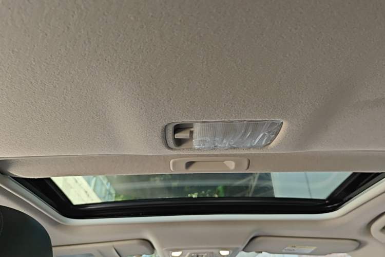 Used Nissan Sylphy 2022 Classic 1.6XL CVT Luxury Edition Headliner