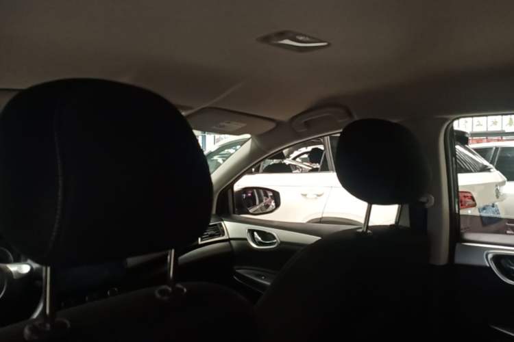 Used Nissan Sylphy 2022 Classic 1.6XE CVT Comfort Edition Headliner