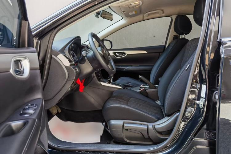 Used Nissan Sylphy 2022 Classic 1.6XE CVT Comfort Edition Interior 2