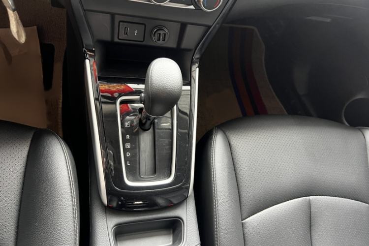 Used Nissan Sylphy 2022 Classic 1.6XL CVT Luxury Edition Interior 3