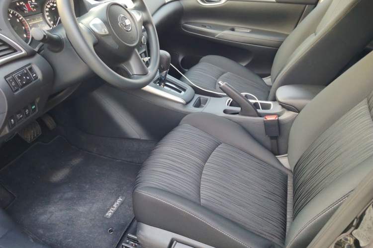 Used Nissan Sylphy 2022 Classic 1.6XE CVT Comfort Edition Interior 3
