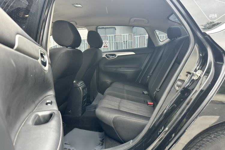 Used Nissan Sylphy 2022 Classic 1.6XE CVT Comfort Edition Interior 3