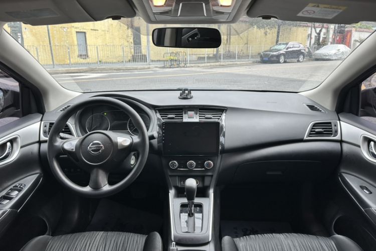 Used Nissan Sylphy 2022 Classic 1.6XE CVT Comfort Edition Interior 4