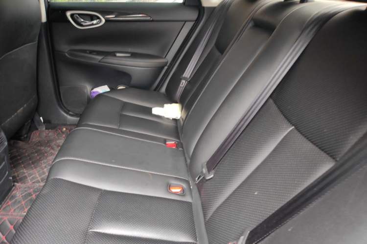 Used Nissan Sylphy 2022 Classic 1.6XL CVT Luxury Edition Interior 4