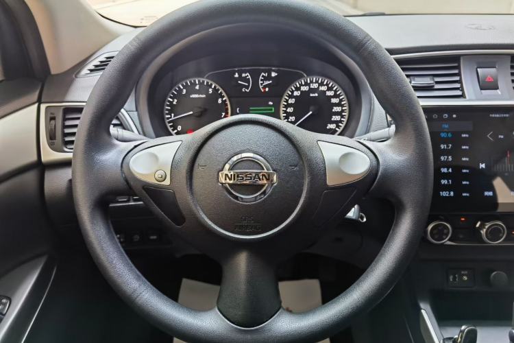 Used Nissan Sylphy 2022 Classic 1.6XE CVT Comfort Edition Interior 5
